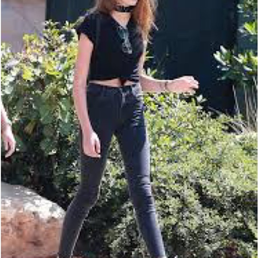 J Brand Sophia Mid-Rise Super Skinny Jean in Stretch Denim - Picture 6 of 7